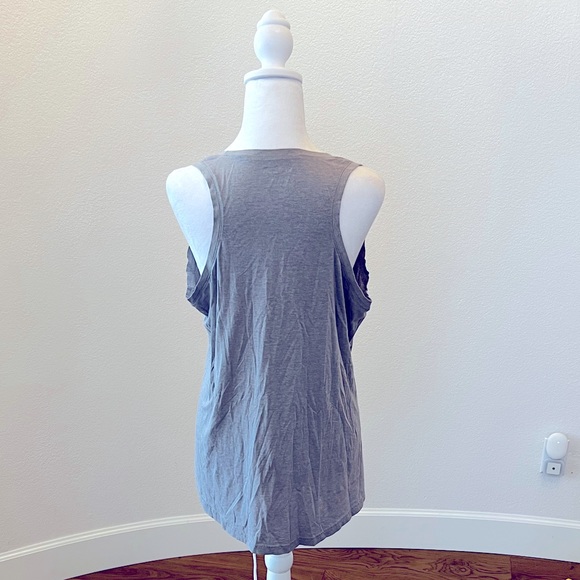 Reebok Gray Tank Top - Size XL - Picture 3 of 5